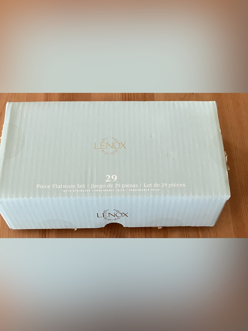NEW Lenox Arrowridge Flatwear Set. 29 Piece, missing 1 Fork so priced according